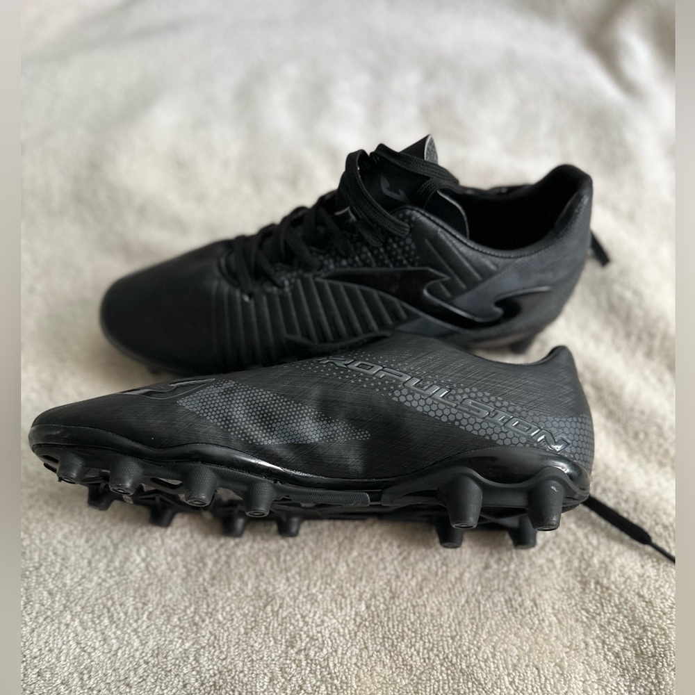 Black Joma Propulsion 2121 Cleats